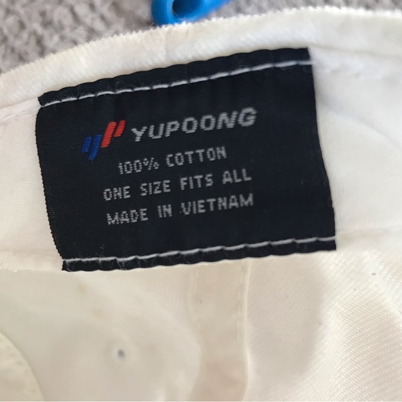 Embroidered George Jones signature brush white cotton adjustable strap hat. EUC - Picture 5 of 5